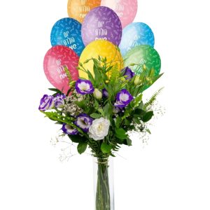 ספיישל יום הולדת: זר ליזיאנטוס מרהיב ו-8 בלוני פסטל מודפסים עם כיתוב 'מזל טוב' – מתנה צבעונית ומרגשת לחגיגת יום הולדת בלתי נשכחת