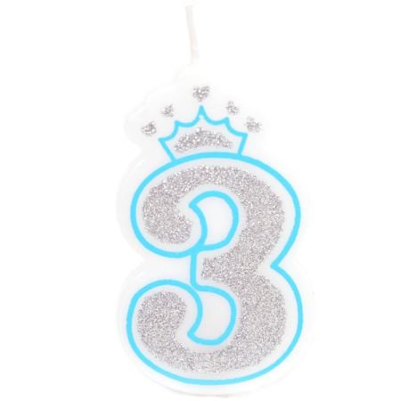 נרות יום הולדת בצורת הספרה 3, מכוסה בנצנצים כסופים ועם כתר כחול קטן למעלה.