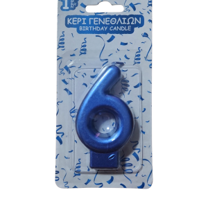 נר יום הולדת בצורת הספרה 6, בצבע כחול מבריק, ארוז באריזה שקופה עם ציורי קונפטי.
